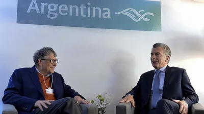 La charla política entre Macri y Bill Gates en Davos La charla política entre Macri y Bill Gates en Davos
