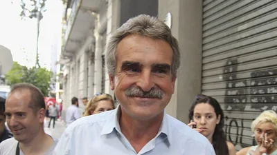 Rossi sobre el ajuste de Macri: "Ahora reduce la planta política que él aumento" Rossi sobre el ajuste de Macri: "Ahora reduce la planta política que él aumento"