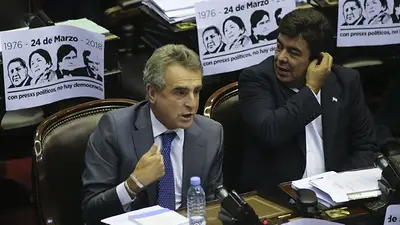 Agustín Rossi confirmó que la oposición buscará frenar el tarifazo en el Congreso Agustín Rossi confirmó que la oposición buscará frenar el tarifazo en el Congreso