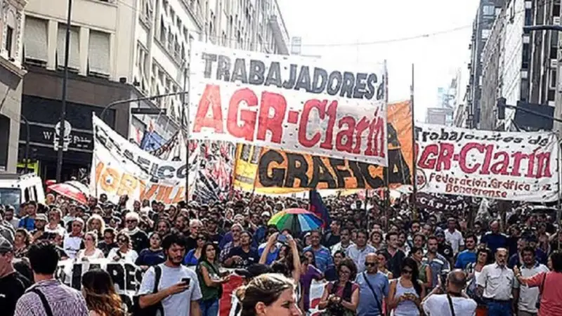 Miramar: la palabra de los trabajadores de Clarín frente a la lamentable nota del medio macrista Miramar: la palabra de los trabajadores de Clarín frente a la lamentable nota del medio macrista