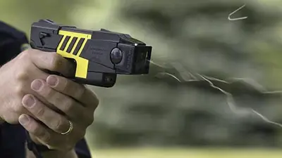 Taser: el Gobierno gastó más de $5 millones para comprar las primeras 100 pistolas Taser: el Gobierno gastó más de $5 millones para comprar las primeras 100 pistolas