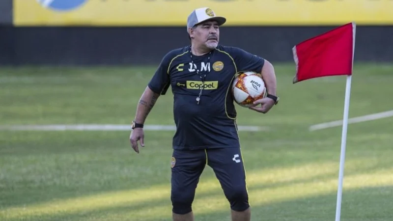 Dorados emitió un comunicado tras la internación de Maradona