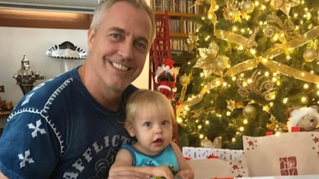 Marley publicó un libro de cuentos para su hijo Mirko