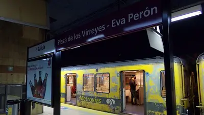Subtes: la E se consolida como la peor línea por los problemas técnicos Subtes: la E se consolida como la peor línea por los problemas técnicos