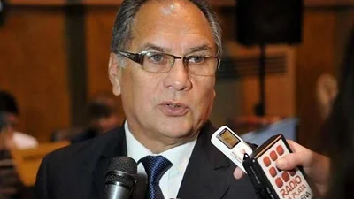 Alberto Descalzo: "Insaurralde o Magario pueden ser buenos candidatos a gobernador" Alberto Descalzo: "Insaurralde o Magario pueden ser buenos candidatos a gobernador"