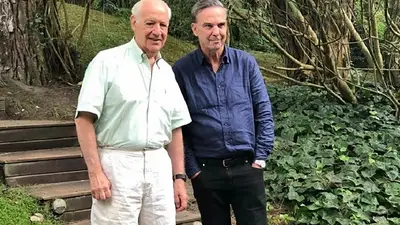 Los desopilantes memes por el nuevo look de Roberto Lavagna Los desopilantes memes por el nuevo look de Roberto Lavagna