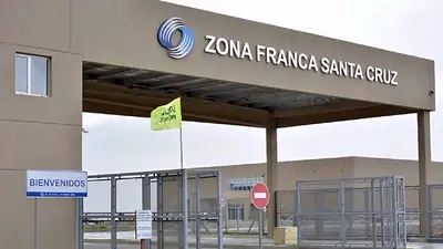 Santa Cruz: Macri cedió al pedido de Alicia Kirchner y habilitó la zona franca Santa Cruz: Macri cedió al pedido de Alicia Kirchner y habilitó la zona franca