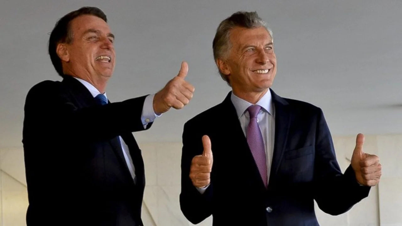 Macri destacó a Bolsonaro por su "respeto" a los derechos humanos y un archivo lo dejó en offside