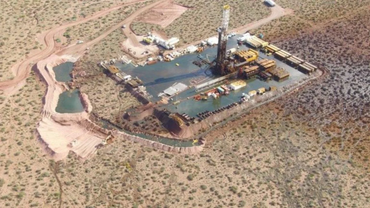 El ajuste llega a Vaca Muerta: recortan subsidios a pedido del FMI