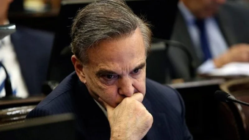 Extinción de dominio: Pichetto criticó el DNU de Macri