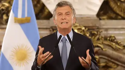En tres años de Mauricio Macri, la fuga de capitales igualó al préstamo del FMI En tres años de Mauricio Macri, la fuga de capitales igualó al préstamo del FMI