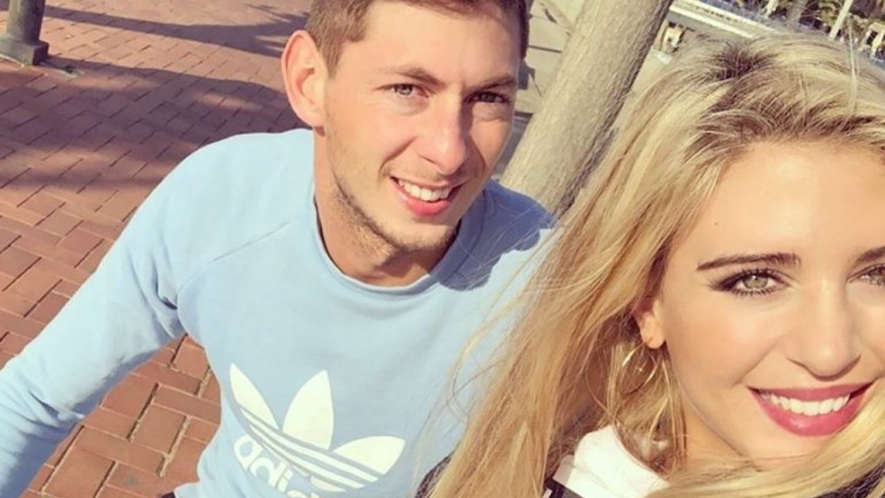 Emiliano Sala | Su novia pidió "investigar a la mafia del fútbol"