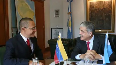 Ministro de Cultura venezolano: "Tenemos una operación montada desde Washington" Ministro de Cultura venezolano: "Tenemos una operación montada desde Washington"