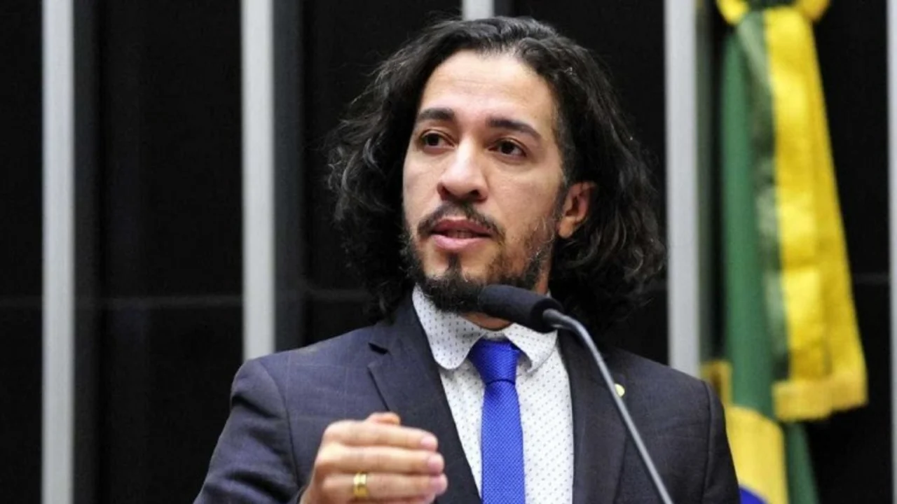 Brasil: diputado gay se exilió por las amenazas de muerte en medio de la presidencia de Jair Bolsonaro