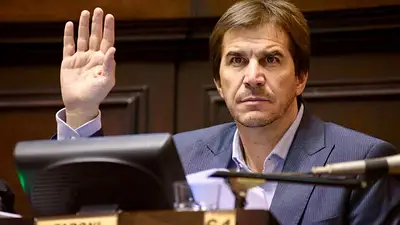 Moria Casán, Nacha Guevara, Facundo Arana y Luciano Castro: cuáles son las obras de teatro que produce Javier Faroni, nuevo director en Aerolíneas Argentinas Moria Casán, Nacha Guevara, Facundo Arana y Luciano Castro: cuáles son las obras de teatro que produce Javier Faroni, nuevo director en Aerolíneas Argentinas