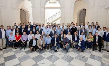 Kicillof recibió a los intendentes y destrabó la negociación | Ley impositiva