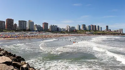 En la Costa Atlántica le piden a los turistas que no vayan este fin de semana largo por el coronavirus En la Costa Atlántica le piden a los turistas que no vayan este fin de semana largo por el coronavirus