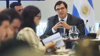 El Gobierno precisó cómo va a ser el aumento para los empleados estatales El Gobierno precisó cómo va a ser el aumento para los empleados estatales