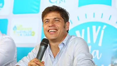 Axel Kicillof le dará un aumento de $4000 a los estatales bonaerenses Axel Kicillof le dará un aumento de $4000 a los estatales bonaerenses