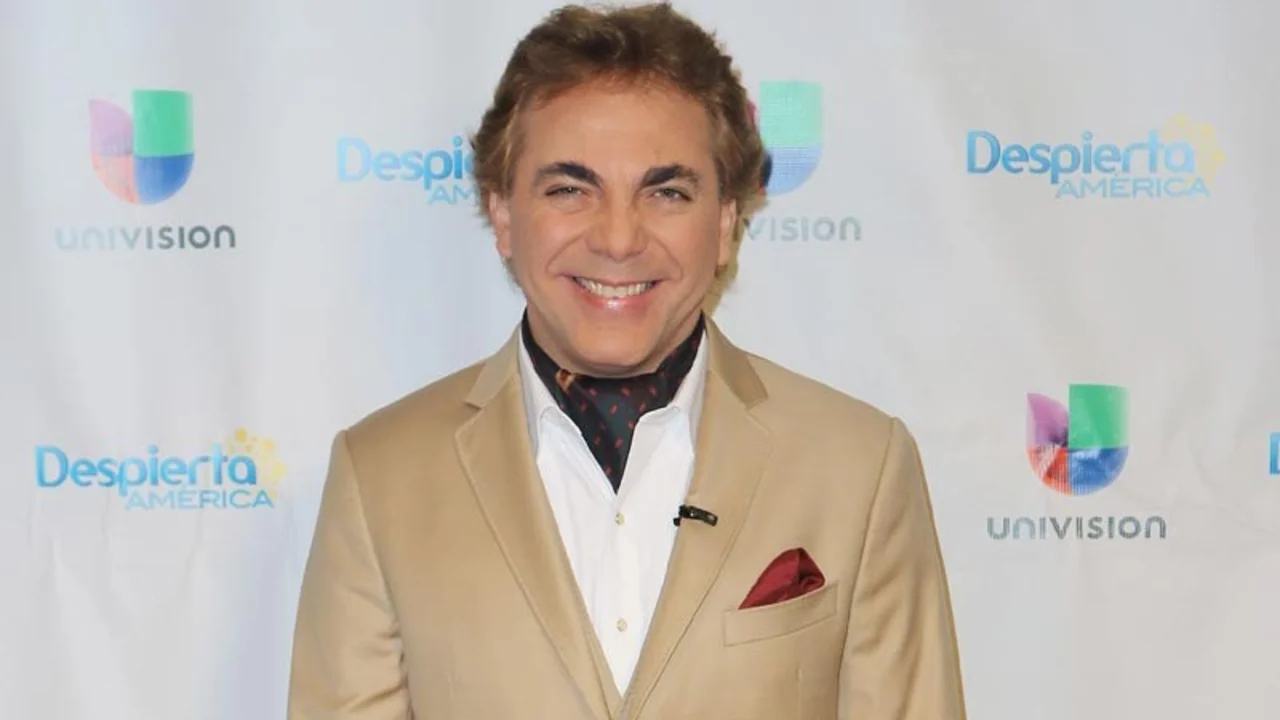 Cristian Castro se presentó en un evento religioso y proclamó: "Quiero predicar"