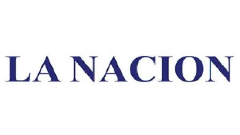 Un editorial de La Nación tilda de "snobs" a los usuarios del lenguaje inclusivo y cuestiona el feminismo