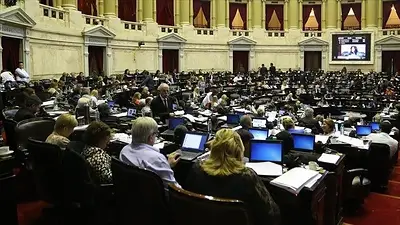 Diputados respaldó el proyecto de Alberto Fernández para reestructurar la deuda externa Diputados respaldó el proyecto de Alberto Fernández para reestructurar la deuda externa