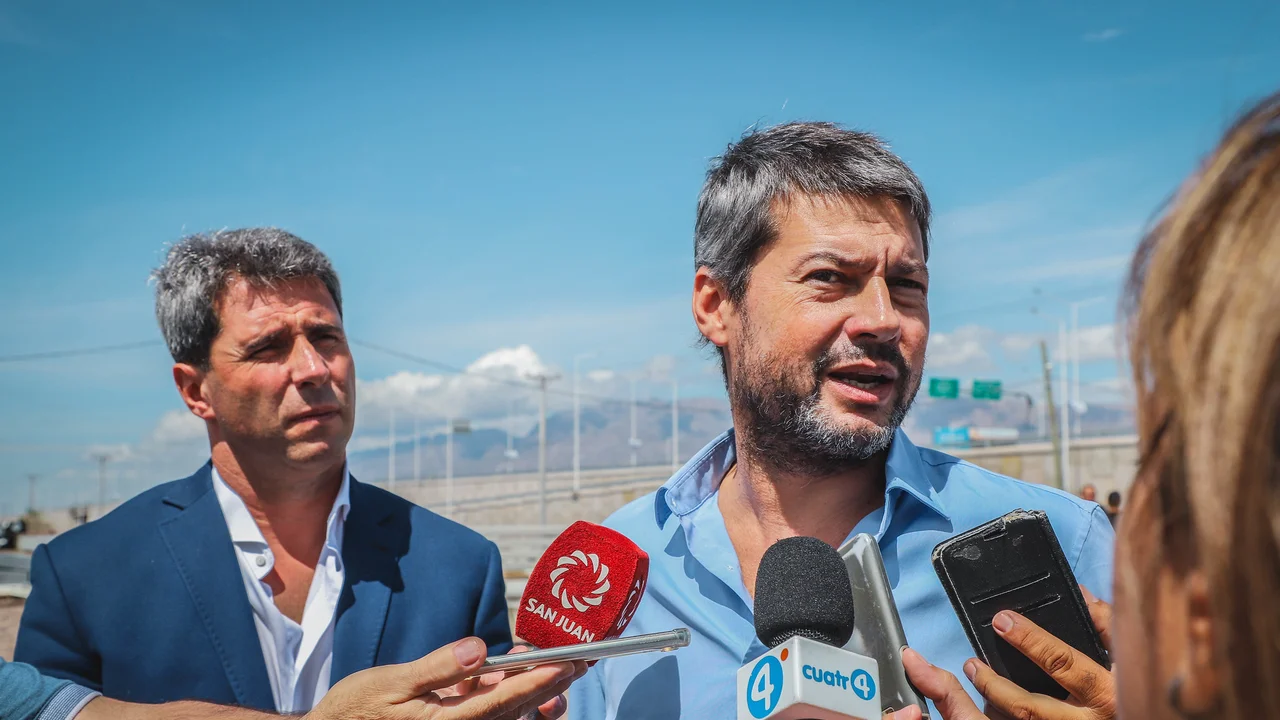 El Gobierno otorga bonos de $ 50.000 para el turismo