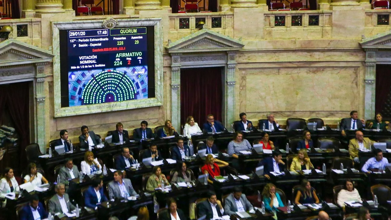 El Senado debate el miércoles el proyecto sobre deuda externa y se estima un apoyo unánime