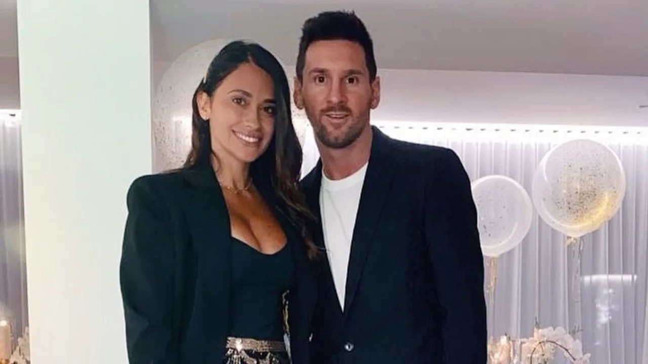 La tierna foto de Antonela Rocuzzo junto a Messi: "Hacia una nueva aventura"