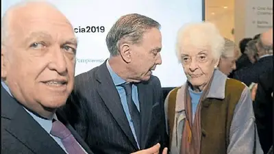 Gil Lavedra y Pichetto. Gil Lavedra y Pichetto.