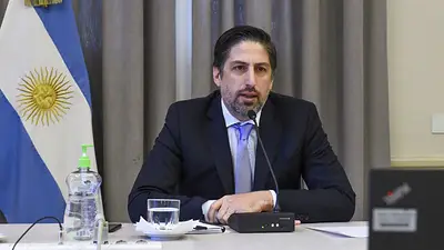 Trotta criticó el "cinismo" de Macri y el ajuste educativo de la Ciudad Trotta criticó el "cinismo" de Macri y el ajuste educativo de la Ciudad