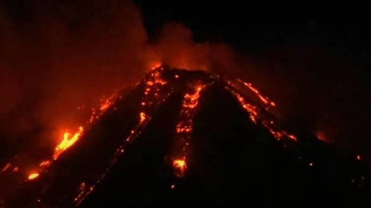 Video: impactante erupción del volcán Etna en Italia