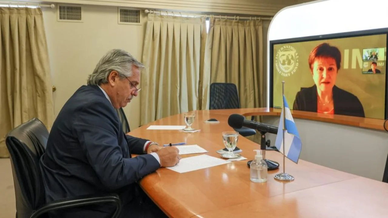 FMI desempolva viejas recetas antes del encuentro con Guzmán
