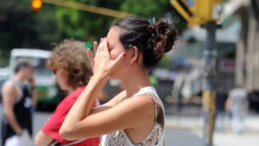 Pronóstico del tiempo: decretaron el "Alerta violeta" por el calor