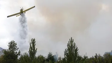 Alerta en El Bolsón: temen que los incendios lleguen a una planta de gas