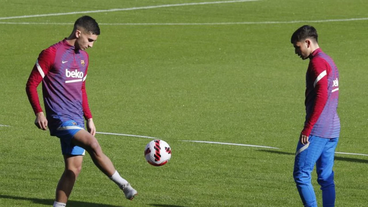 Torres y Pedri son los últimos positivos en el brote de COVID del Barça