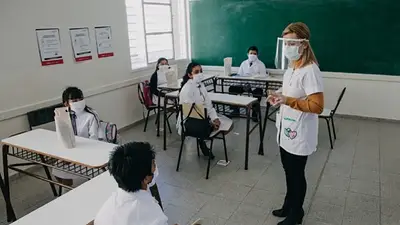 Proponen pase sanitario en las escuelas: en qué consiste Proponen pase sanitario en las escuelas: en qué consiste