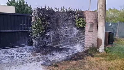 Atentado explosivo en la casa de un funcionario de Salud en Bahía Blanca Atentado explosivo en la casa de un funcionario de Salud en Bahía Blanca