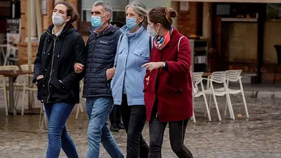 El precedente de España: ya estudia tratar el Covid-19 como una gripe común El precedente de España: ya estudia tratar el Covid-19 como una gripe común