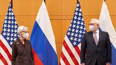 Rusia califica de "positivas" las primeras conversaciones con EEUU por Ucrania y la OTAN Rusia califica de "positivas" las primeras conversaciones con EEUU por Ucrania y la OTAN