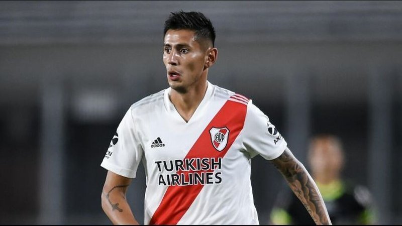 Un DT español destrozó a Angileri y al fútbol argentino: "Falta riqueza táctica"
