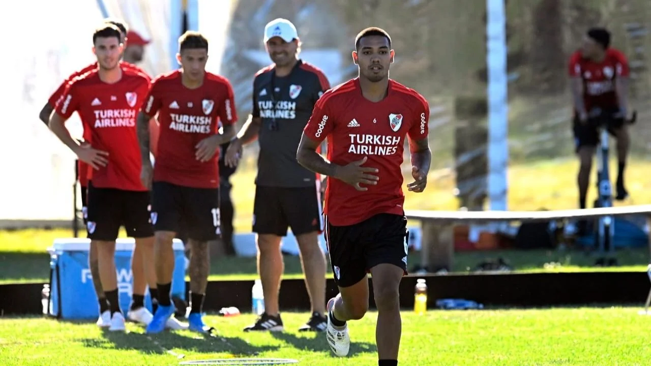 Santiago Simón River Plate