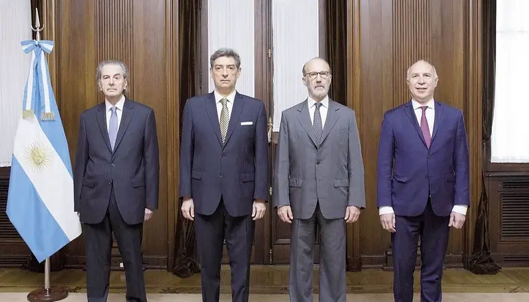 La Corte avala que Rosenkrantz intervenga en la causa por las tarifas del Grupo Clarín, su ex cliente