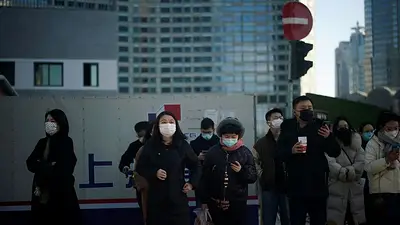 La variante ómicron obliga a China a suspender vuelos y frenar el turismo La variante ómicron obliga a China a suspender vuelos y frenar el turismo