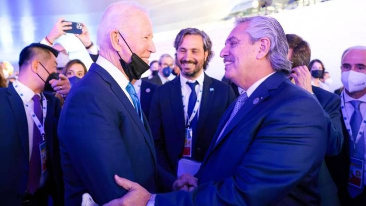 Cafiero viaja a EE.UU. para terminar con el teléfono descompuesto entre Biden y el FMI que complica la negociación argentina