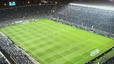 Evalúa el pase sanitario para el fútbol argentino: qué pasara con el aforo Evalúa el pase sanitario para el fútbol argentino: qué pasara con el aforo