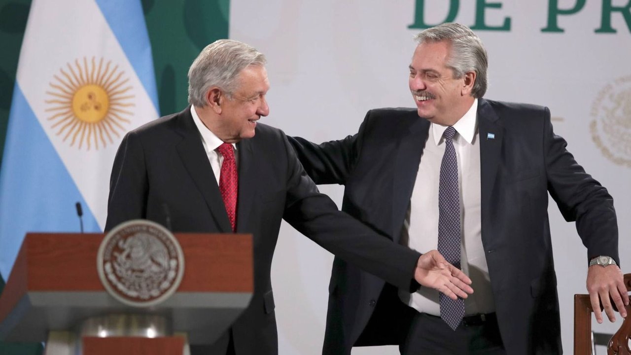 Carta de López Obrador a Alberto: "Estás actuando muy bien, defendiendo a Cristina"