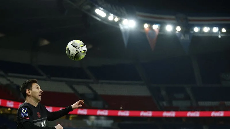 PSG golea en primer partido de Messi en el año