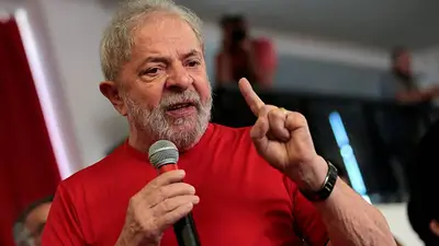 Lula prometió un Gabinete de jóvenes si gana en Brasil y descartó convocar a Dilma Lula prometió un Gabinete de jóvenes si gana en Brasil y descartó convocar a Dilma
