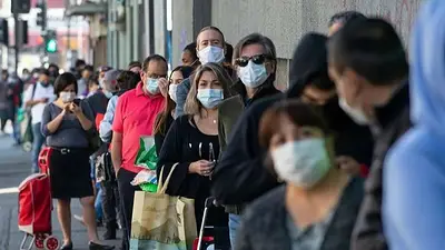 Coronavirus: un infectólogo advirtió que "se vencen vacunas" pero aumentan los casos por el frío Coronavirus: un infectólogo advirtió que "se vencen vacunas" pero aumentan los casos por el frío